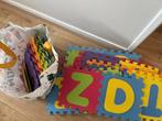 Speeltegels met letters en cijfers 36 stuks, Ophalen, Zo goed als nieuw