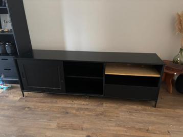 Tv meubel opknapper (Snel weg!)