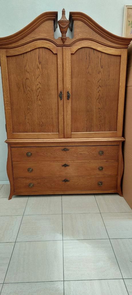 VIntage armoire kabinet kast, Antiek en Kunst, Antiek | Meubels | Bedden, Ophalen