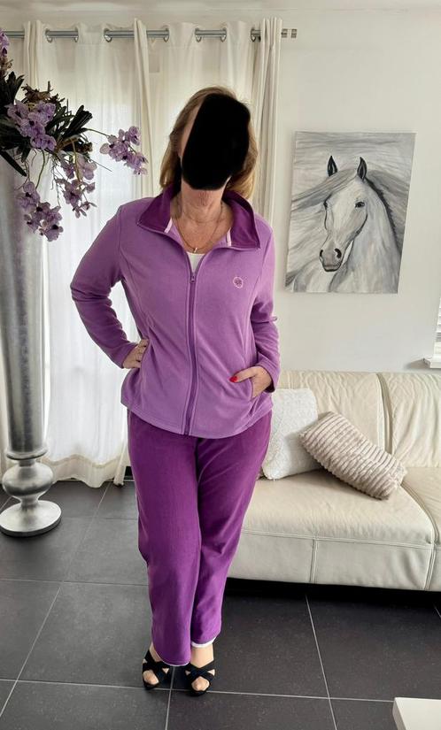 Paars lila fleece huispak joggingbroek vest 44 46 XXL ZGAN!, Kleding | Dames, Huispakken, Zo goed als nieuw, Maat 46/48 (XL) of groter