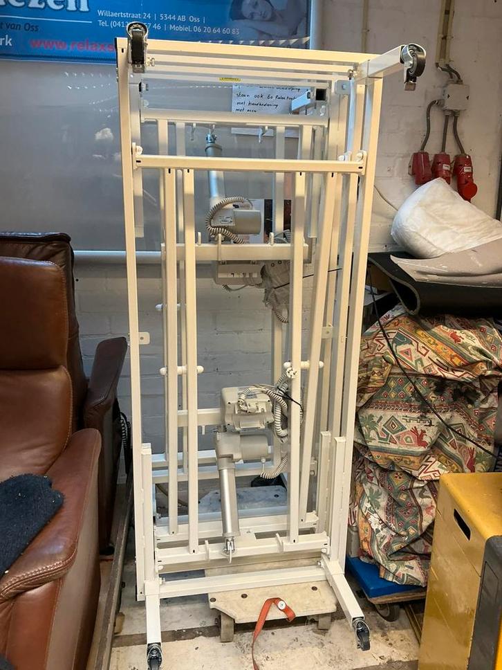 Heftafels uit voorraad leverbaar, Hobby en Vrije tijd, Schilderen, Zo goed als nieuw, Ophalen