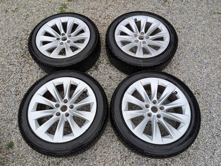 19 inch aluminium velgen met high performance winterbanden, Auto-onderdelen, Banden en Velgen, Banden en Velgen, Winterbanden