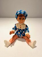 Pop met blauw kleedje, Ophalen of Verzenden, Pop