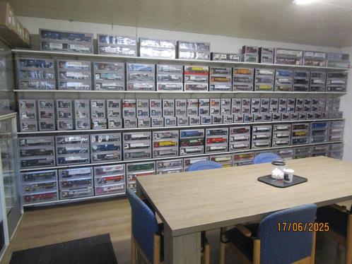 U Kunt Vrijblijvend in onze Wsi Showroom komen  kijken, Hobby en Vrije tijd, Modelauto's | 1:50, Nieuw, Bus of Vrachtwagen, Wsi