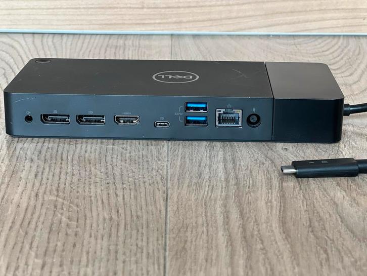 Dell Docking Station - Uitstekende Staat, Computers en Software, Dockingstations, Zo goed als nieuw, Docking station, Laptop, Ophalen of Verzenden