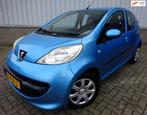 Peugeot 107 1.0-12V XR 5 DRS |AIRCO | APK tot 03-03-2026, Voorwielaandrijving, Stof, Gebruikt, Zwart
