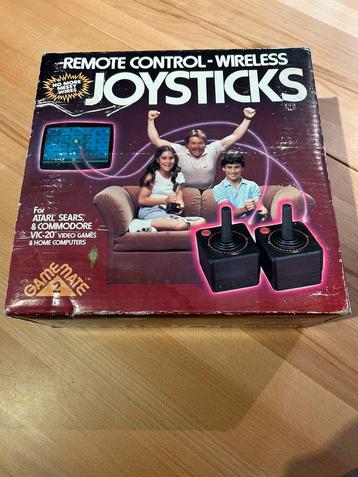 Cynex Wireless Joysticks w/ box for Atari, Commodore, others beschikbaar voor biedingen