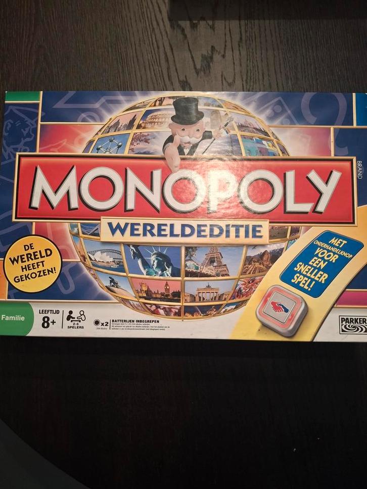 Monopoly Wereld Editie - Bordspel, Hobby en Vrije tijd, Gezelschapsspellen | Bordspellen, Zo goed als nieuw, Een of twee spelers