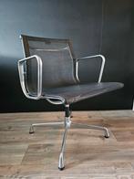 Vitra Eames EA108 Netweave Design Stoel, Ophalen, Zwart
