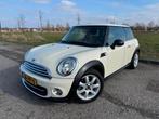 Mini R56 1.6 75pk 2011 Wit, Voorwielaandrijving, Euro 5, Stof, 40 €/maand