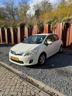 Toyota Auris Hybrid 1.8 | 2012 | Wit | Beige Leder | Camera, Auto's, Euro 5, 74 €/maand, Beige, 4 cilinders