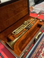 Olds Ambassador trompet met koffer, Muziek en Instrumenten, Blaasinstrumenten | Trompetten, Ophalen of Verzenden, Gebruikt, Bes-trompet