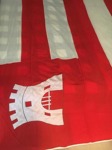 Alkmaar vlag beschikbaar voor biedingen