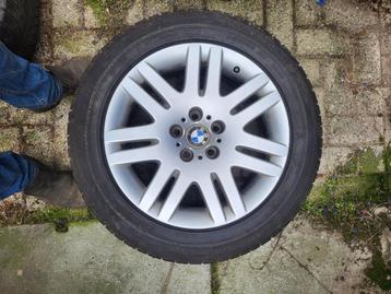 Winterbanden BMW 7serie en originele  BMW dakdragers beschikbaar voor biedingen