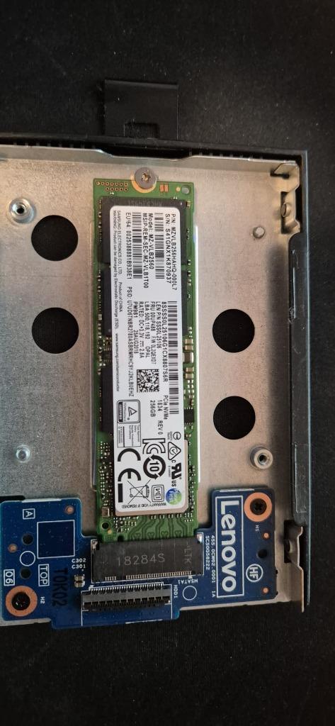 Samsung M.2 SATA SSD – 256GB – Model MZNLN256HAJQ-000L7, Computers en Software, Harde schijven, Zo goed als nieuw, Laptop, Intern