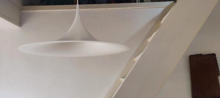 thorsten thorup, claus bonderup wit deense heksenhoed ., Huis en Inrichting, Lampen | Hanglampen, Zo goed als nieuw, Minder dan 50 cm