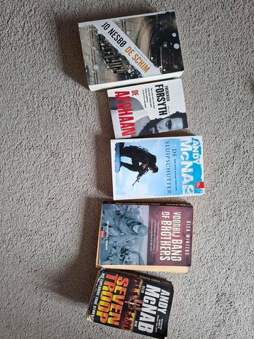 Jo Nesbø - De schim. Frederick Forsyth - De Afghaan.  beschikbaar voor biedingen