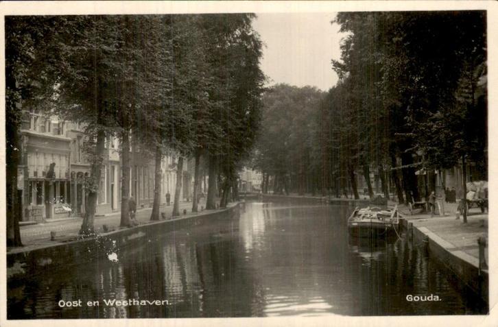 Oost en Westhaven-Gouda, Verzamelen, Ansichtkaarten | Nederland, Gelopen, Zuid-Holland, Voor 1920, Ophalen of Verzenden