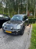 Mini 1.6 park lane Cooper 2006 Grijs, Auto's, Mini, Voorwielaandrijving, Zwart, 4 cilinders, 4 stoelen