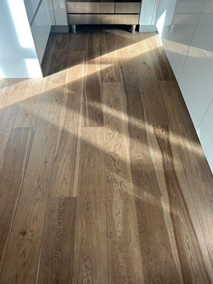 Eikenhouten laminaatvloer 50 m², Doe-het-zelf en Verbouw, Vloerdelen en Plavuizen, Gebruikt, Laminaat, Hout, 150 cm of meer, 10 tot 30 cm