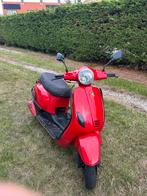 Riva scooter, Fietsen en Brommers, Snorfietsen en Snorscooters, Piaggio, Ophalen of Verzenden, Zo goed als nieuw, Benzine