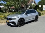 Volkswagen Tiguan 1.4 TSI eHybrid R-Line Black 245PK PANO, Auto's, Stof, Euro 6, 4 cilinders, Hybride Elektrisch/Benzine