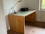 Ikea bureau met glasplaat, Ophalen, Gebruikt, Bureau