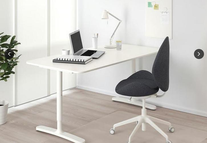 Ikea Bekant Bureau - Wit, In Hoogte Verstelbaar, Huis en Inrichting, Bureaus, Zo goed als nieuw, Bureau, In hoogte verstelbaar