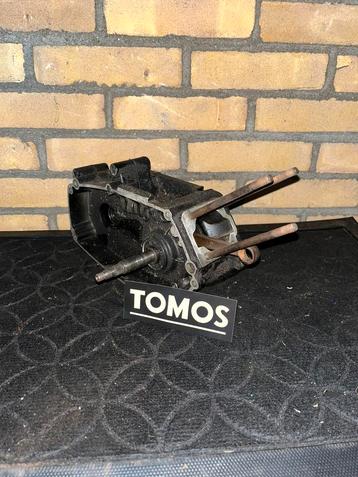 Tomos carters met krukas beschikbaar voor biedingen