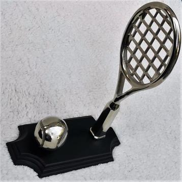 Div. Sportprijzen - Tennis - Voetbal - Wielrennen enz beschikbaar voor biedingen