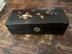 Antiek Chinees hout lakdoos met decor bloemen, Ophalen of Verzenden