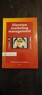 Dienstenmarketingmanagement - Leerboek, Boeken, Ophalen of Verzenden, Gelezen, Economie en Marketing, Wouter de Vries jr. & Ton Borchert