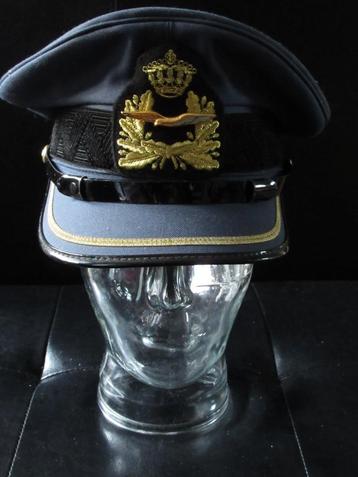  Officierspetten Luchtmacht met embleem beschikbaar voor biedingen