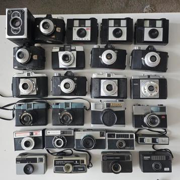 Verzameling Vintage analoge camera's  beschikbaar voor biedingen
