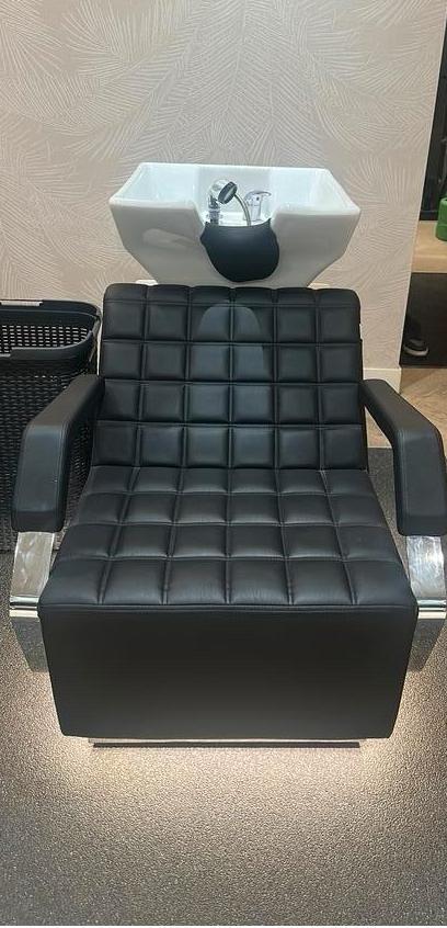 Kappers Wasstoel met Wasbak – eind januari beschikbaar, Diensten en Vakmensen, Kappers en Thuiskappers