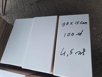 witte wand tegels 30x15 beschikbaar voor biedingen