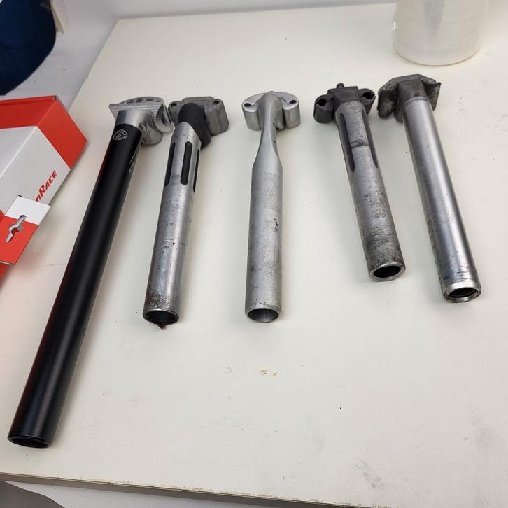 Zadelpennen zwart 27.2 26.8 26.0, Fietsen en Brommers, Fietsonderdelen, Gebruikt, Racefiets, Zadel, Ophalen of Verzenden