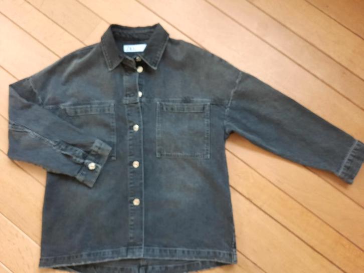ZARA jack spijkerjas zwart maat XS - nieuw -, Kleding | Dames, Jasjes, Kostuums en Pakken, Nieuw, Jasje, Maat 34 (XS) of kleiner