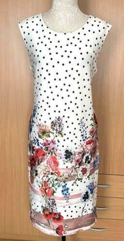 Sophia jurk maat M [nr2], Kleding | Dames, Jurken, Zo goed als nieuw, Maat 38/40 (M), Overige kleuren, Knielengte, Ophalen of Verzenden