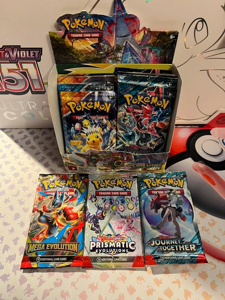 Resealed Pokemon TCG Boosterpacks (Zelfgemaakt), Hobby en Vrije tijd, Verzamelkaartspellen | Pokémon, Zo goed als nieuw, Booster