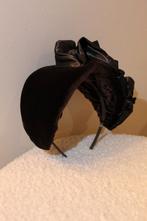 Fluwelen Haarband / Fascinator Bruin, Kleding | Dames, Hoeden en Petten, Ophalen of Verzenden