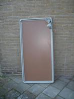 TE KOOP MOOIE TAFEL MET EEN WIT TRESPA BLAD, Ophalen, Zo goed als nieuw