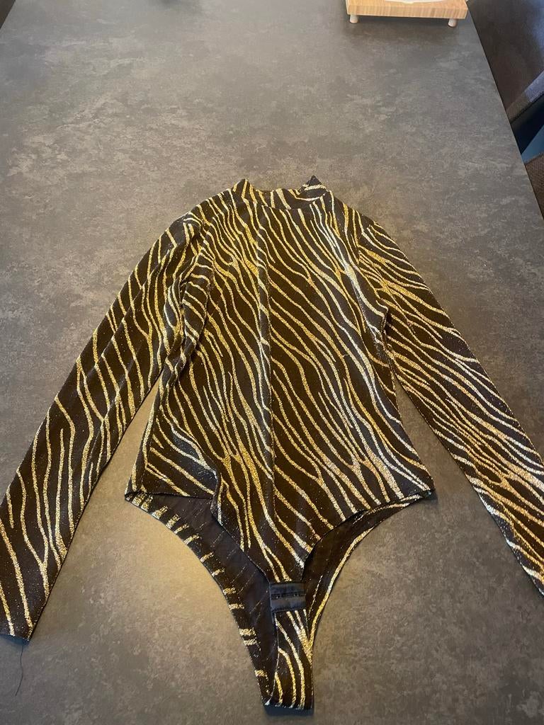 Elegante zwarte bodysuit met lange mouwen, Ophalen of Verzenden, Zo goed als nieuw, Zwart, Lange mouw
