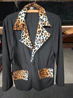 Pak met panterprint decoratie mt 56, Ophalen of Verzenden, Zo goed als nieuw, Maat 56/58 (XL)