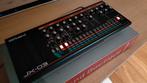 Roland JX-03 Boutique Synthesizer - Compacte kracht!, Roland, Zo goed als nieuw, Met midi-aansluiting, Overige aantallen