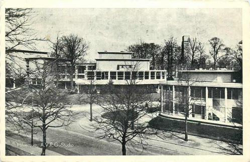 (377-440-019) Hilversum AVRO Studio, Verzamelen, Ansichtkaarten | Nederland, Noord-Holland, Verzenden