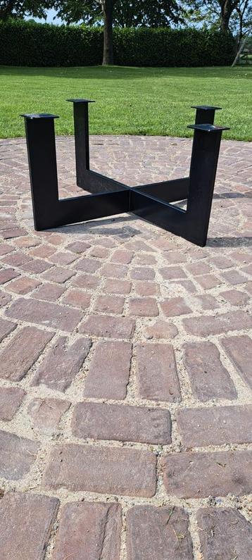 metaal zwart onderstel salontafel  beschikbaar voor biedingen