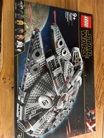 Lego star wars millennium falcon 75257 Nieuw beschikbaar voor biedingen