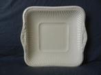 Wedgwood Edme vierkante schaal b. 25,6 cm Vrijwel nieuwstaat, Huis en Inrichting, Keuken | Servies, Keramiek, Nieuw, Ophalen of Verzenden