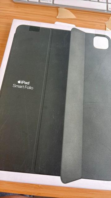Apple Smart Folio iPad Pro hoesje van 11 inch in Cyprusgroen beschikbaar voor biedingen